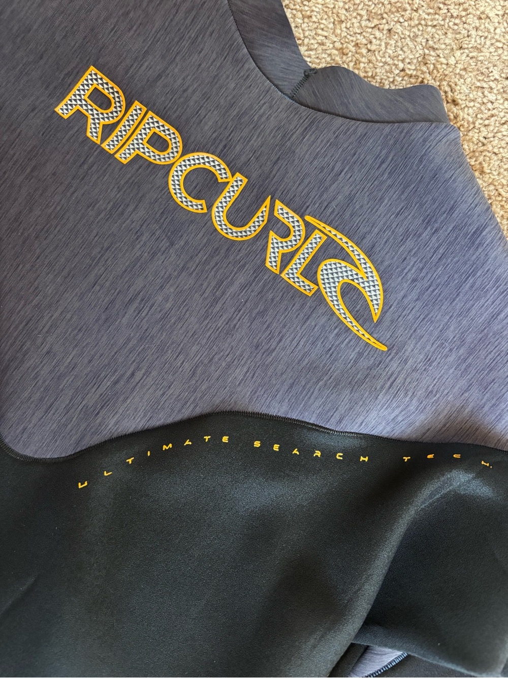 Rip curl wet suit shirt - Picture 7 of 7
